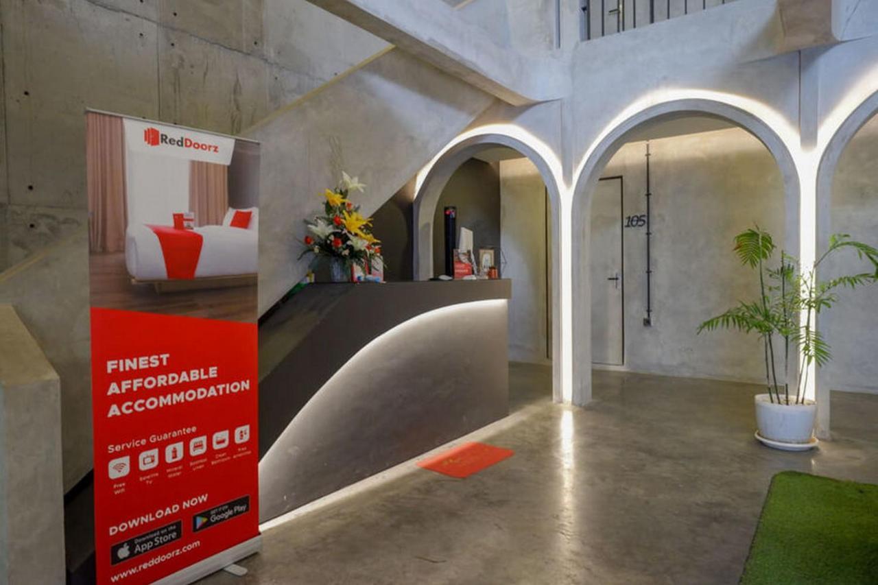 Reddoorz Plus Near Kawasan Sam Poo Kong Semarang Eksteriør billede